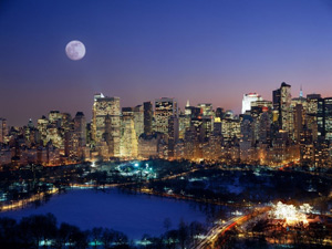 Manhattan moon